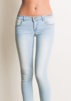 Le jean skinny à 15,99€ au lieu de 19,99€ - Jennyfer